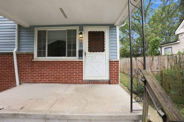 565 S Hampton Road, Columbus, OH 43213
