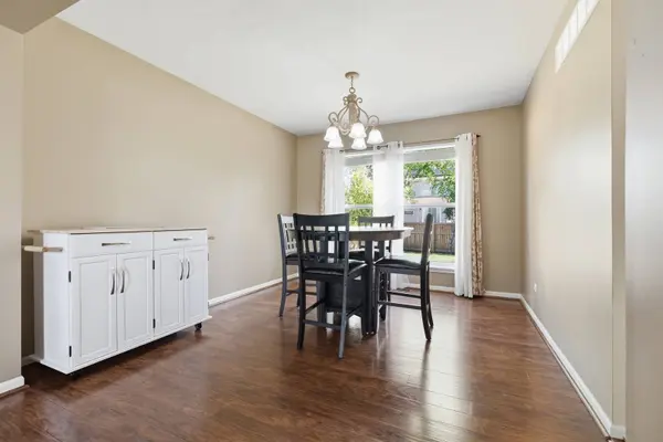 7400 Southworth CIR, Plainfield, IL 60586