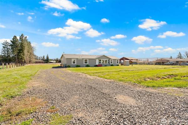 2710 Judge Ronald RD, Ellensburg, WA 98926