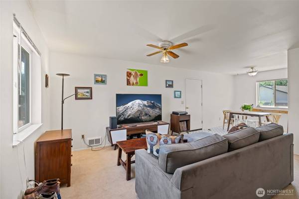 306 W Ridgeview LN, Ellensburg, WA 98926