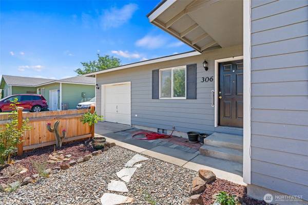 306 W Ridgeview LN, Ellensburg, WA 98926