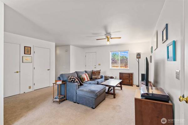 306 W Ridgeview LN, Ellensburg, WA 98926