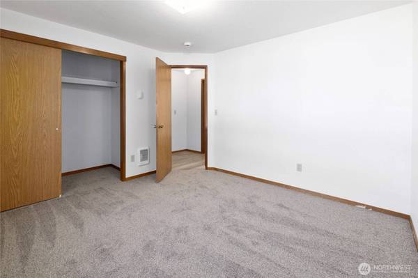 1809 -1811 N Regal ST, Ellensburg, WA 98926