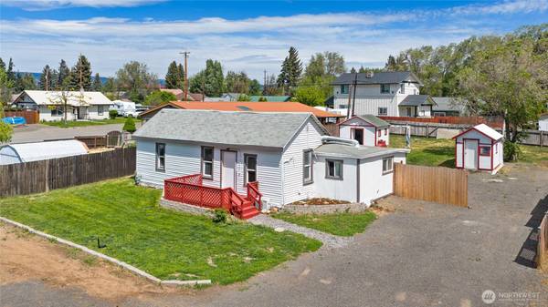 208 N Spokane ST, Kittitas, WA 98934