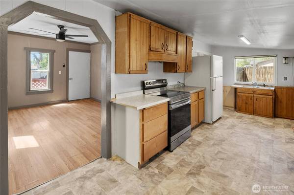 208 N Spokane ST, Kittitas, WA 98934