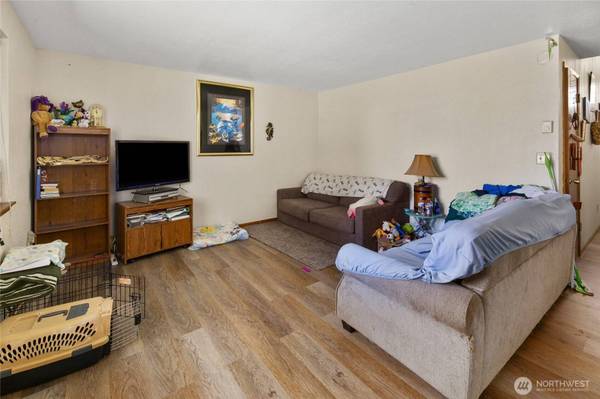 1900 -1902 N Regal ST, Ellensburg, WA 98926