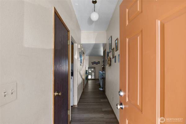 1900 -1902 N Regal ST, Ellensburg, WA 98926