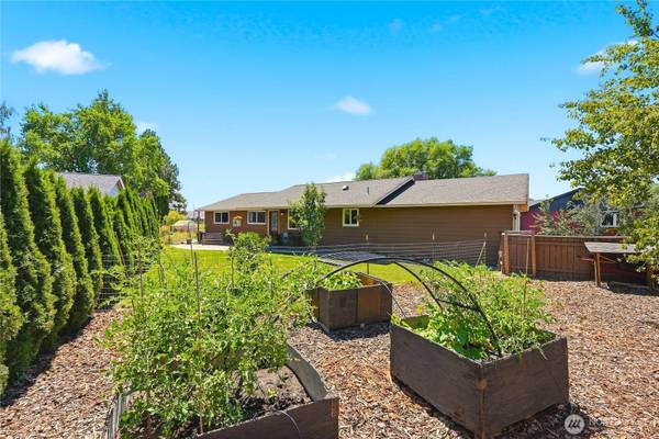 500 W Ridgeview LN, Ellensburg, WA 98926