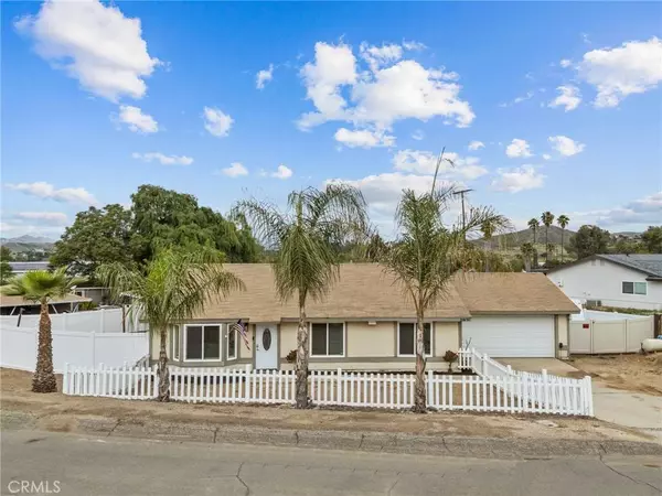 29131 Avenida De Las Flores, Menifee, CA 92587