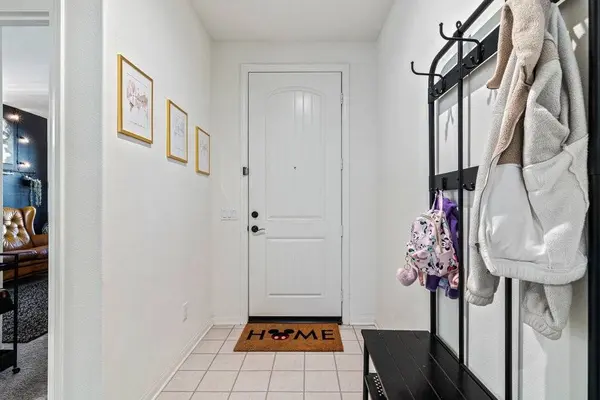 9681 Bonsai LN, Riverside, CA 92508