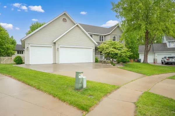 2307 Viola View LN NE, Rochester, MN 55906