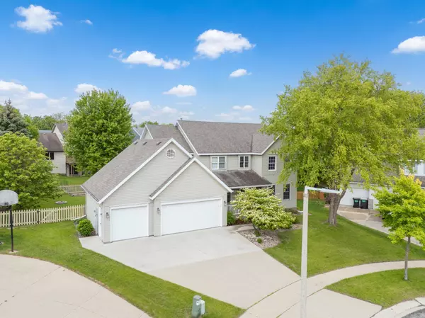 2307 Viola View LN NE, Rochester, MN 55906