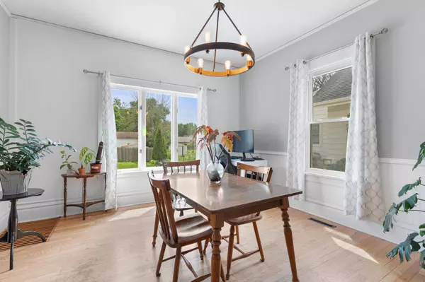 218 11th AVE NE, Rochester, MN 55906