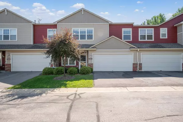 5044 Schumard CT SE, Rochester, MN 55904