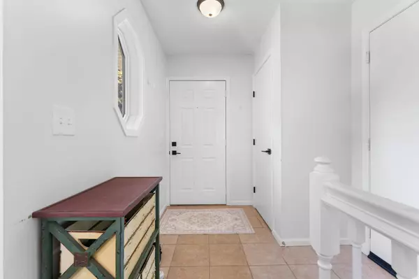 2708 Northern Valley DR NE, Rochester, MN 55906