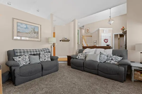 1973 Century Valley RD NE, Rochester, MN 55906