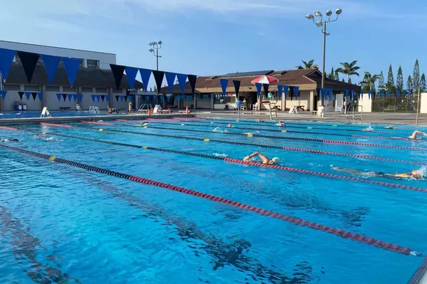 Kona Swimming Pool