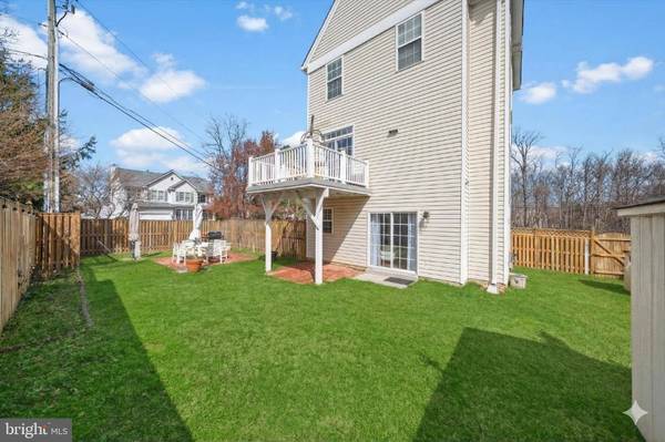 8261 ELECTRIC AVE, Vienna, VA 22182