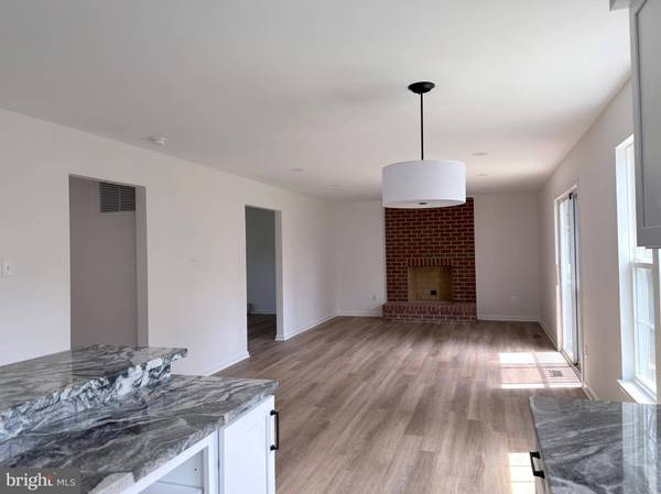 2339 COLTS BROOK DR, Reston, VA 20191