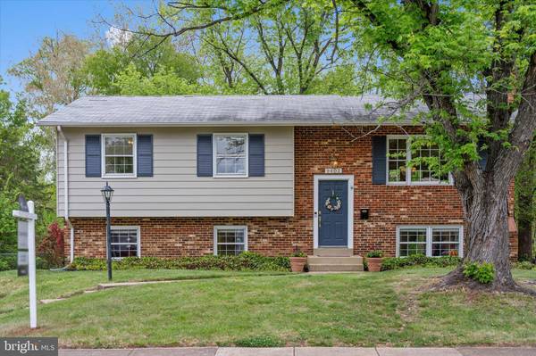 9602 DUBLIN DR, Manassas, VA 20109