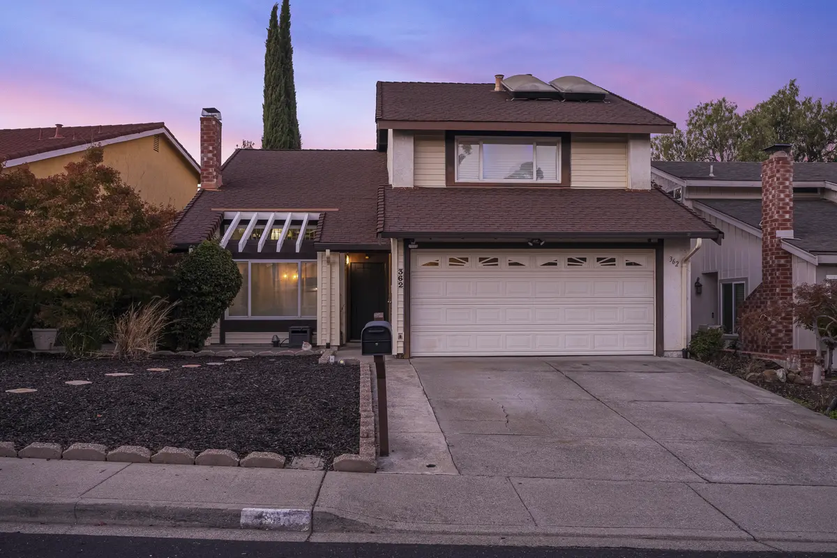 362 Willowcreek Ln, Martinez, CA 94553