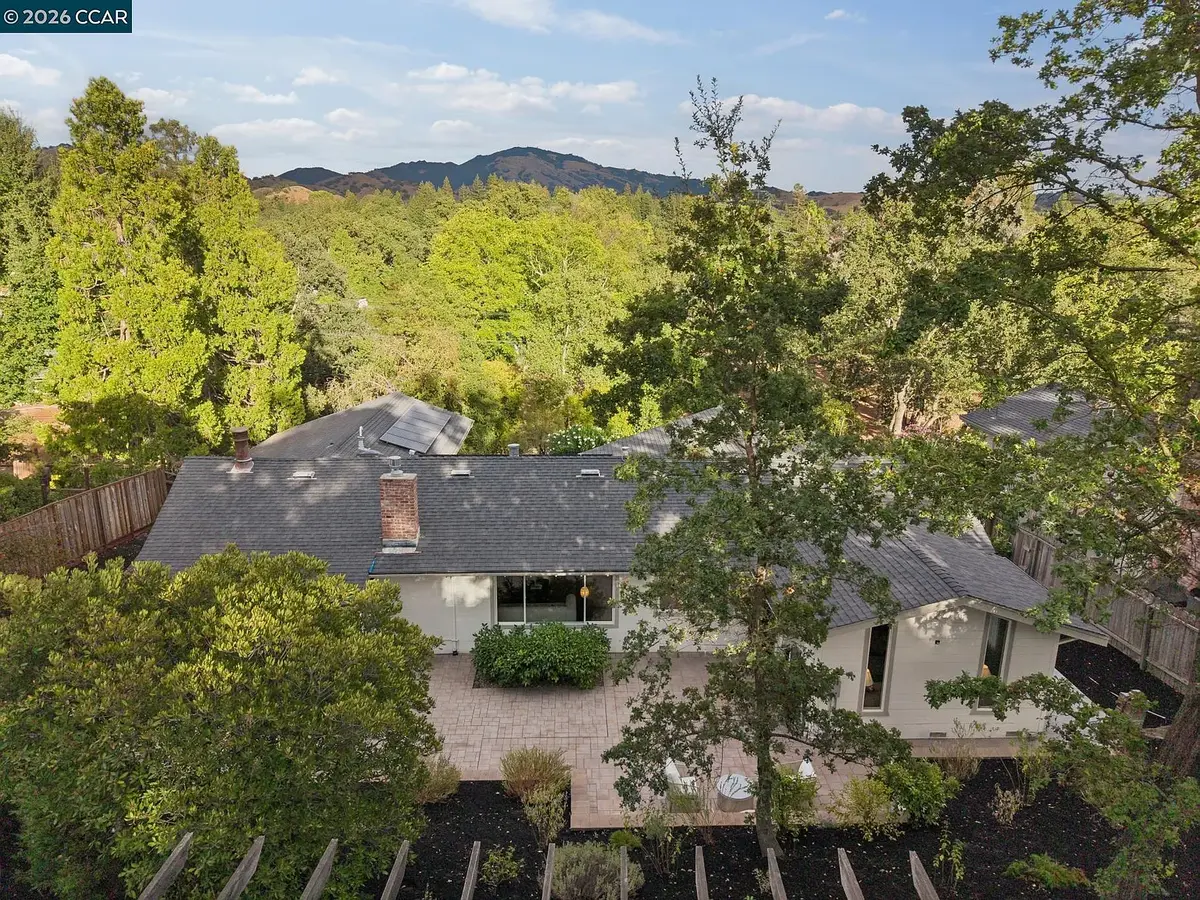367 Shady Glen Rd, Walnut Creek, CA 94596-5437