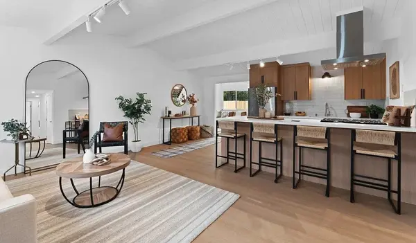 3025 Laurence Ct, Concord, CA 94520-1620