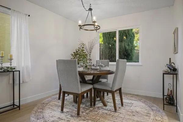 362 Willowcreek Ln, Martinez, CA 94553