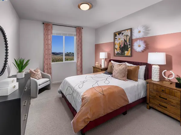 655 Channel Cir, Oakley, CA 94561