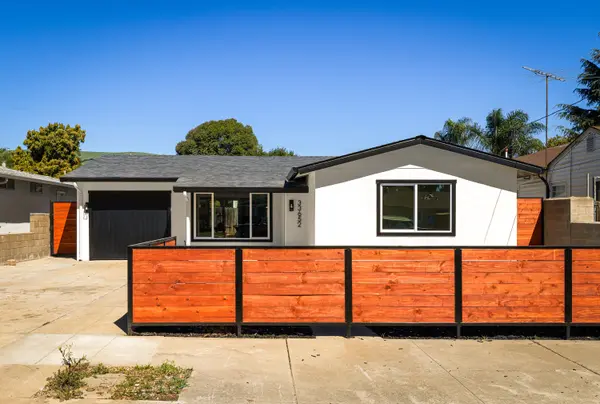 33652 4th St, Union City, CA 94587-2415