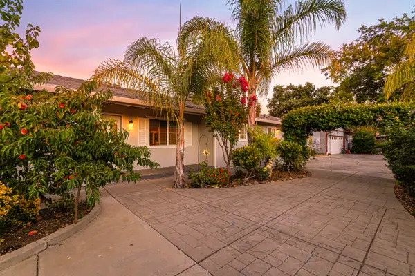 1695 Tammy Ln, Concord, CA 94519-1963