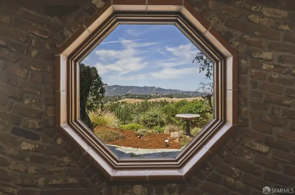 176 Mountain Canyon Ln, Alamo, CA 94507-2725