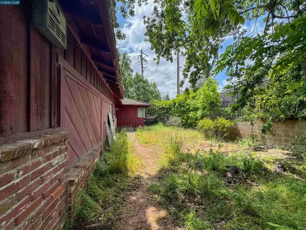 2210 Pleasant Hill Rd, Pleasant Hill, CA 94523