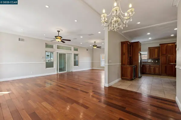 150 Malicoat Ave, Oakley, CA 94561