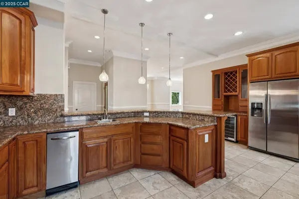 150 Malicoat Ave, Oakley, CA 94561