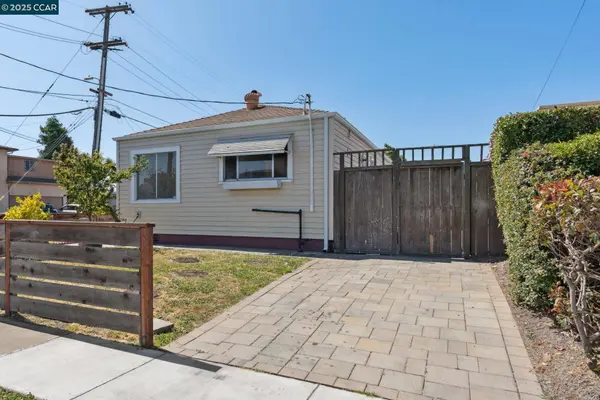 2026 Ohio Ave, Richmond, CA 94804
