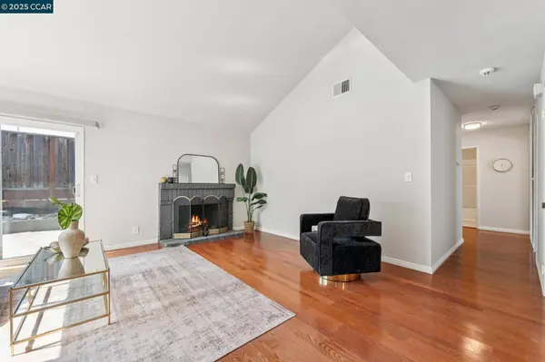 34915 Osprey Dr, Union City, CA 94587