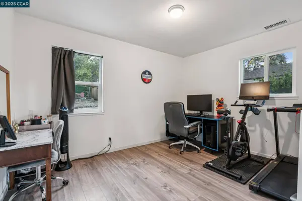 1111 Palm Ave, Martinez, CA 94553