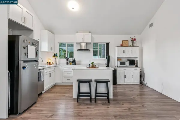 1111 Palm Ave, Martinez, CA 94553