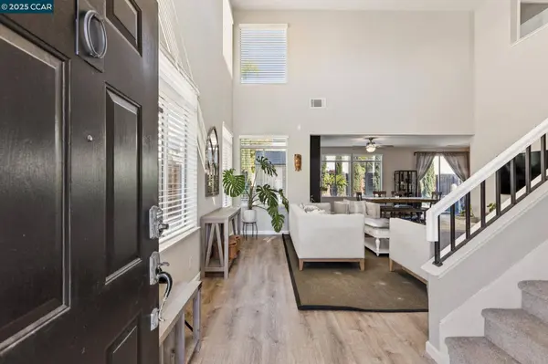 2084 Springbrook Ct, Oakley, CA 94561