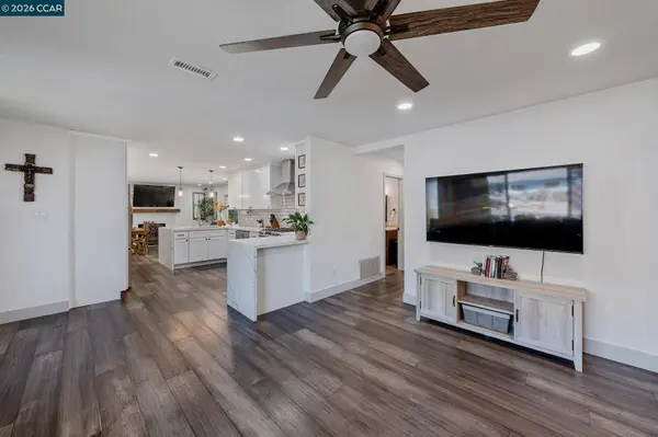 1208 Roseann Dr, Martinez, CA 94553