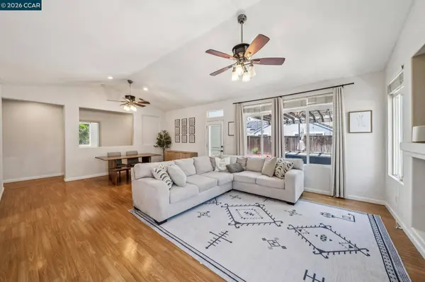 1336 Steinbeck Dr, Pittsburg, CA 94565
