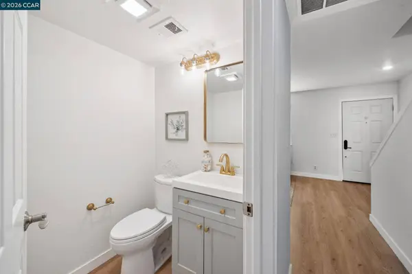 225 Mayhew Way #5, Walnut Creek, CA 94597