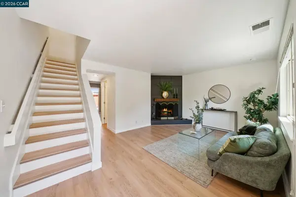 225 Mayhew Way #5, Walnut Creek, CA 94597
