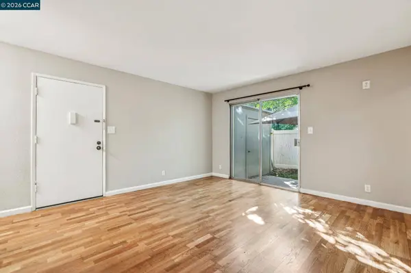 2035 Sierra Rd #4, Concord, CA 94518