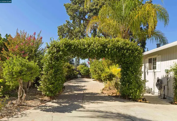 1694 Tammy Ln, Concord, CA 94519
