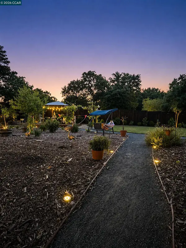 3196 Diablo View Rd, Lafayette, CA 94549