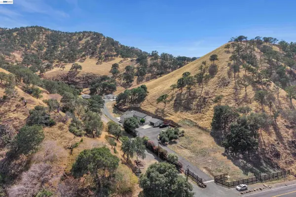 16800 Marsh Creek Rd, Clayton, CA 94517