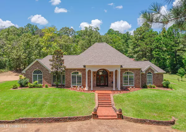 120 Midway Estates Drive, Terry, MS 39170