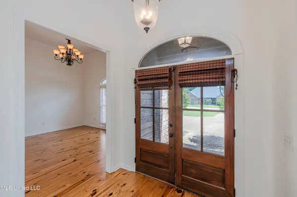 220 Sycamore Lane, Madison, MS 39110